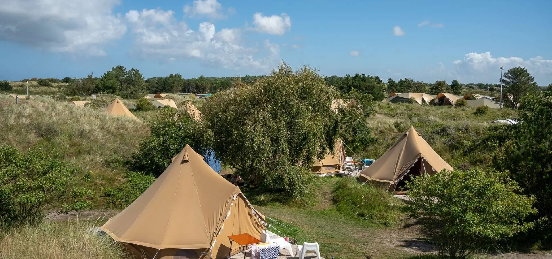 Huurtent bell escape Strandcamping Duinoord
