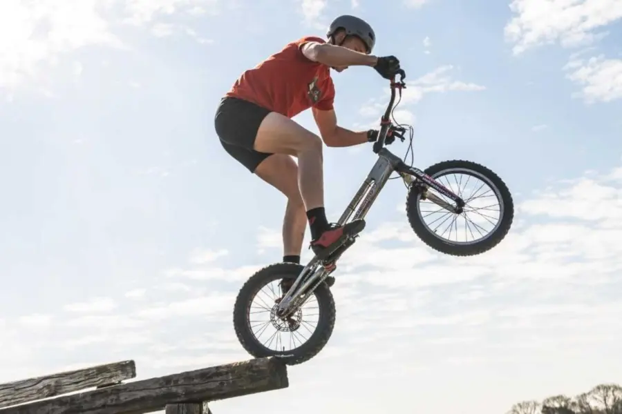 Recreatieprogramma bmx trialshow workshop