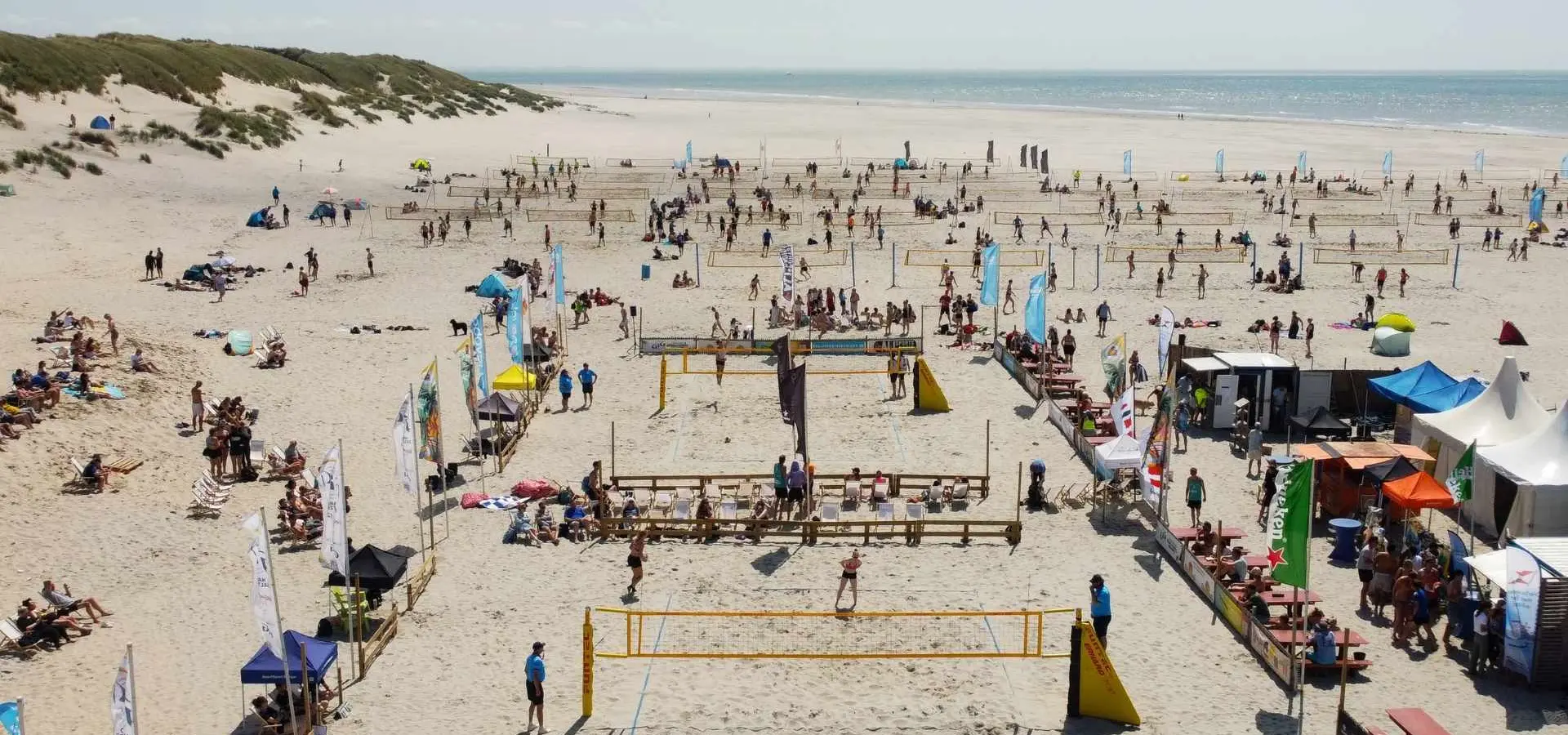 Ameland beach volleybal summer beachlife