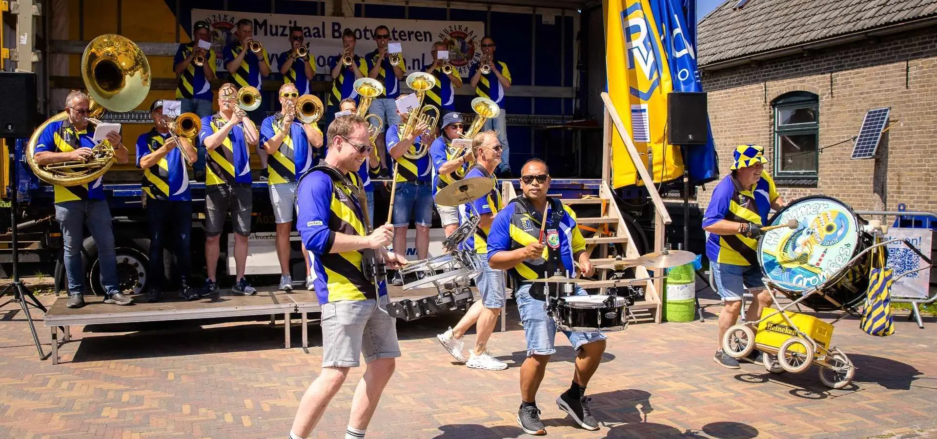 Muzikaal bootwateren muziek hollum gromkes