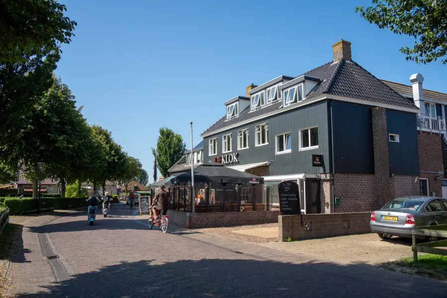 Uiteten op Ameland Buren